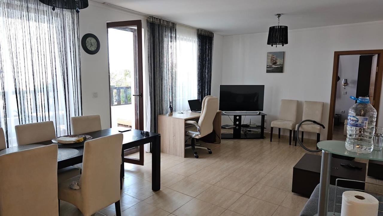 Complex Top Apartment Święty Włas Zewnętrze zdjęcie